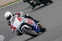 donington-no-limits-trackday;donington-park-photographs;donington-trackday-photographs;no-limits-trackdays;peter-wileman-photography;trackday-digital-images;trackday-photos